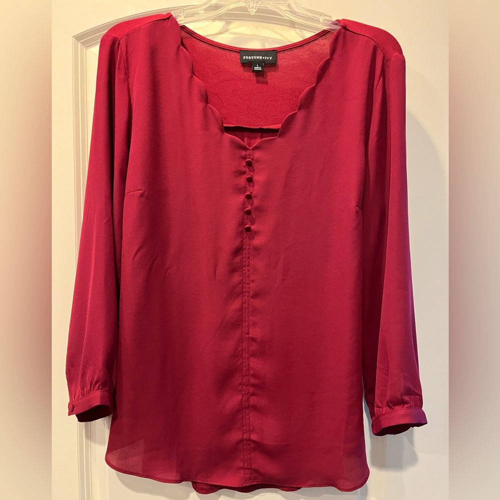 Fortune + Ivy: Devora Scallop Detail Mixed Material Blouse - EUC